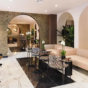 Otel Khla, Nice
